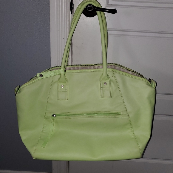 Lululemon Vinyasa to Vino Bag - Picture 9 of 14